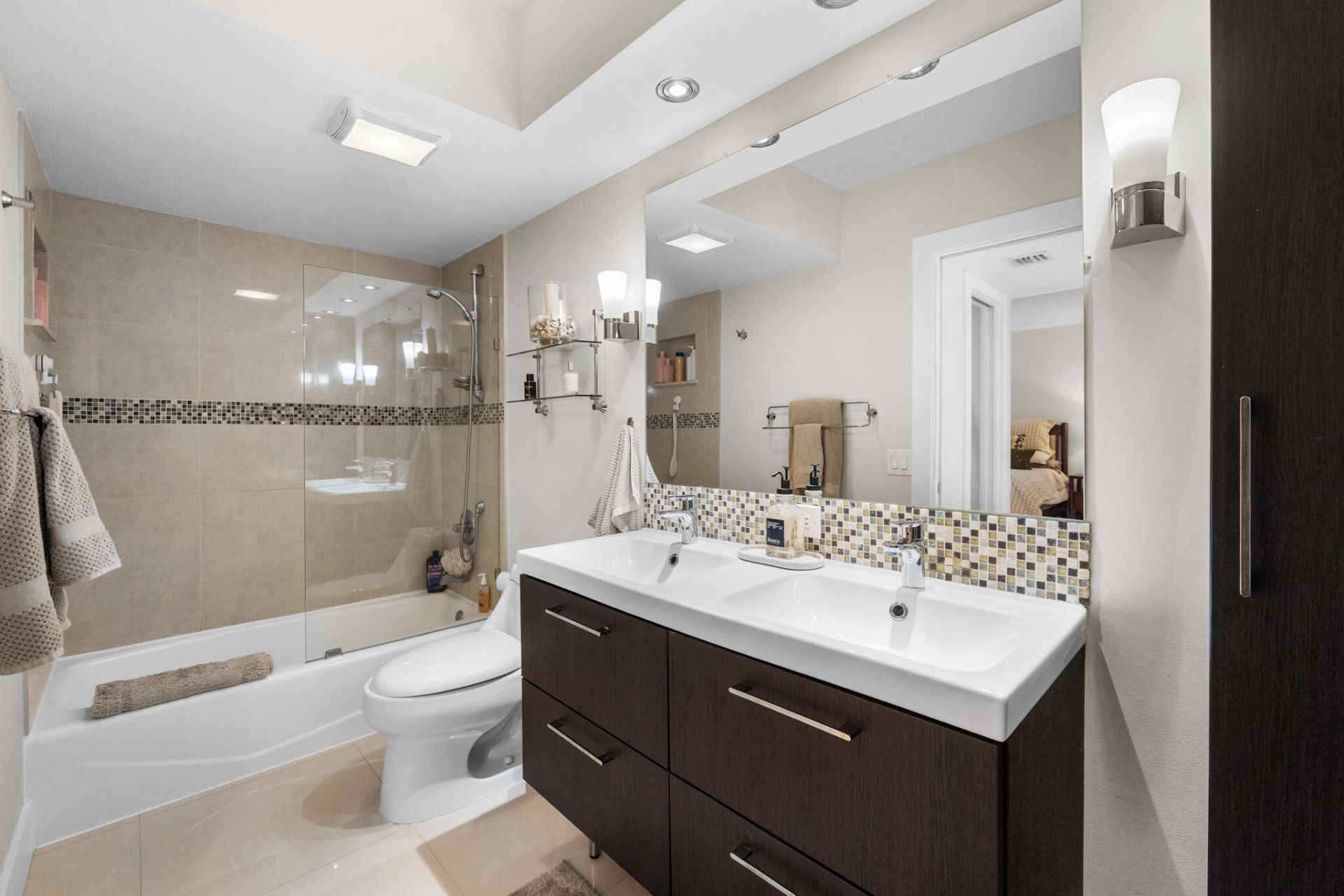 806 Cypress Grove Lane, Unit 305, Pompano Beach, FL 33069 Photo