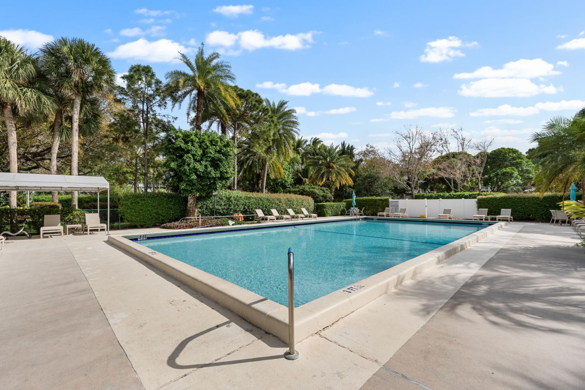 806 Cypress Grove Lane, Unit 305, Pompano Beach, FL 33069 Photo