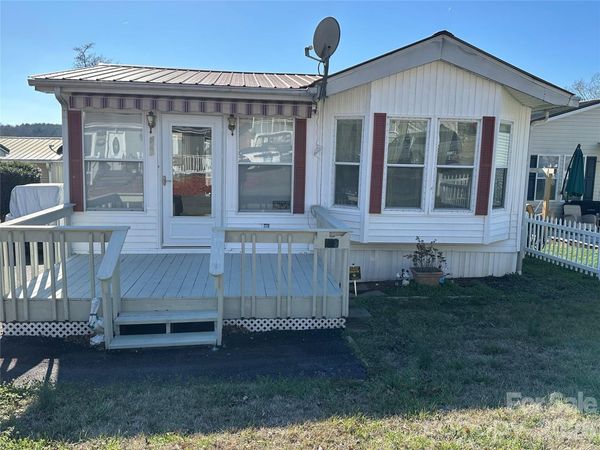 182 Marina Drive , New London, NC 28127