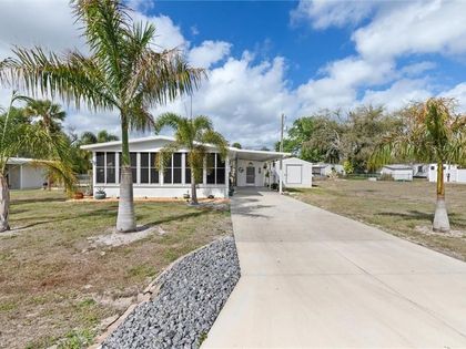 9347/9355 Boots ST Punta Gorda, FL 33982