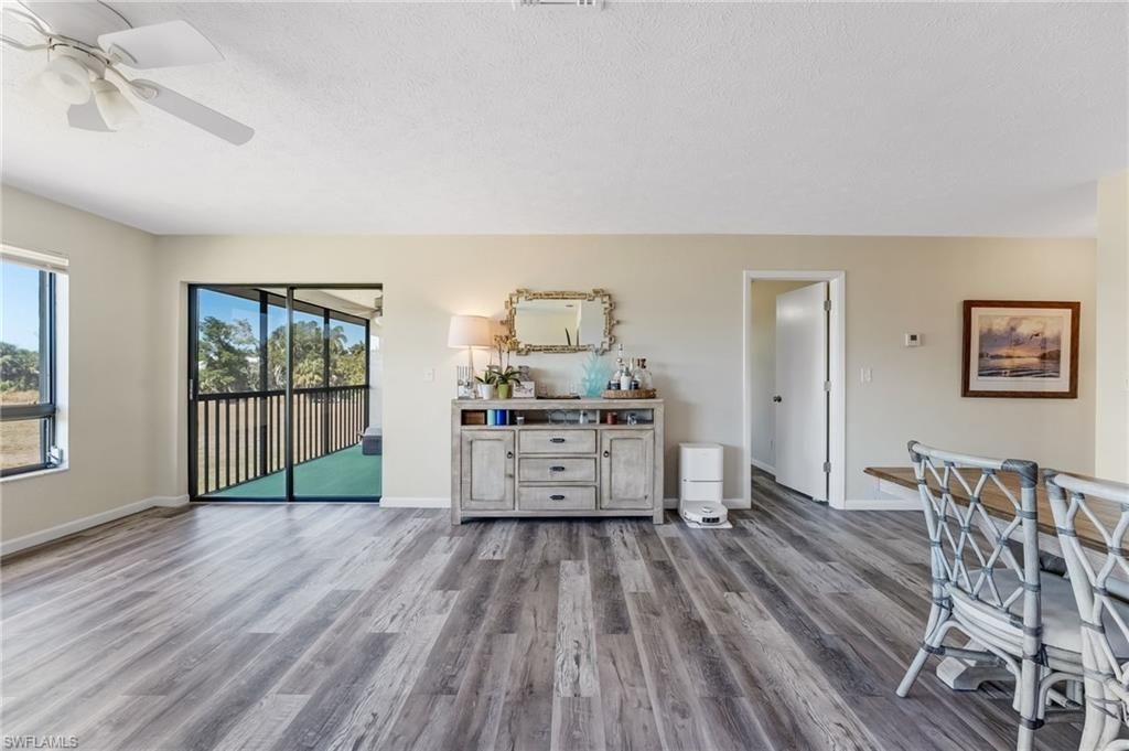 12498 Riverside Dr, Unit 205, Fort Myers, FL 33919 Photo