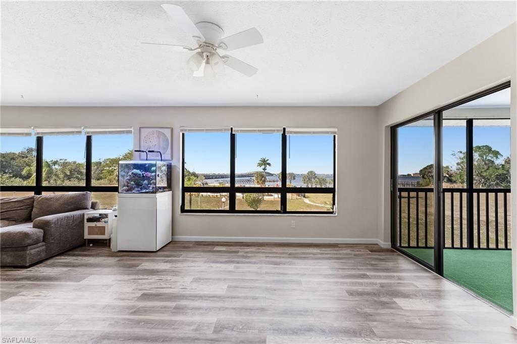 12498 Riverside Dr, Unit 205, Fort Myers, FL 33919 Photo