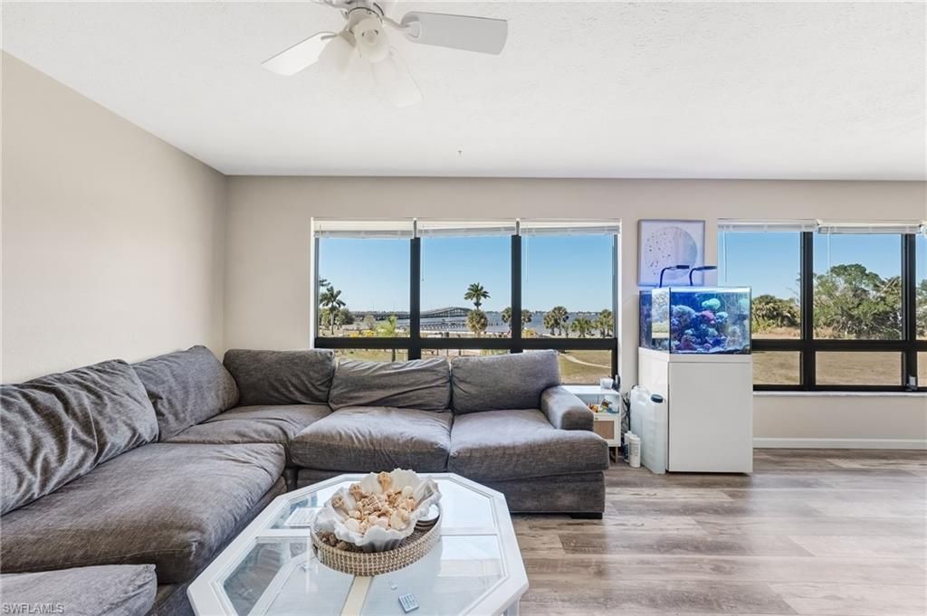 12498 Riverside Dr, Unit 205, Fort Myers, FL 33919 Photo