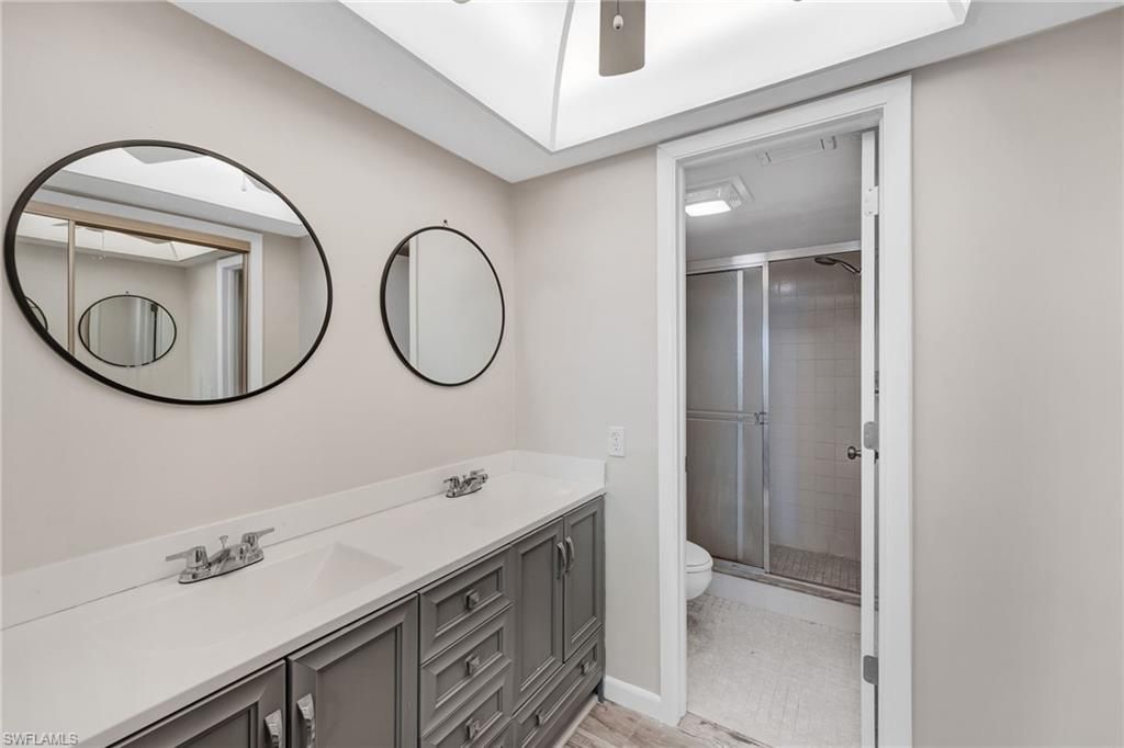 12498 Riverside Dr, Unit 205, Fort Myers, FL 33919 Photo