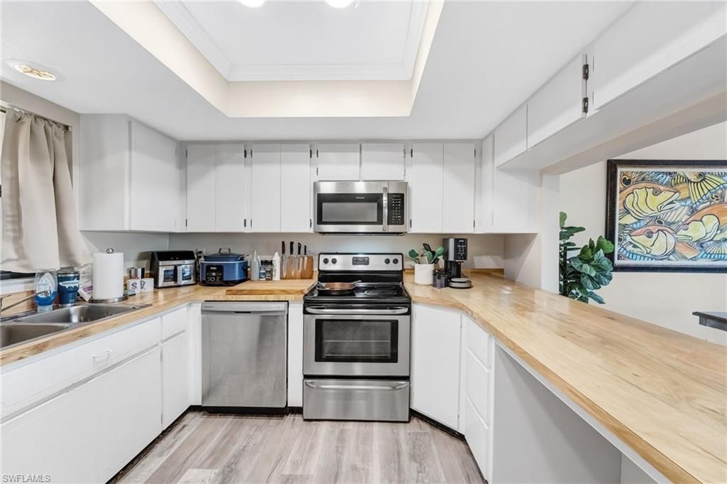 12498 Riverside Dr, Unit 205, Fort Myers, FL 33919 Photo