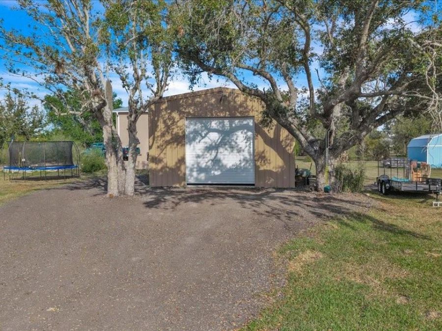 Property Image 32