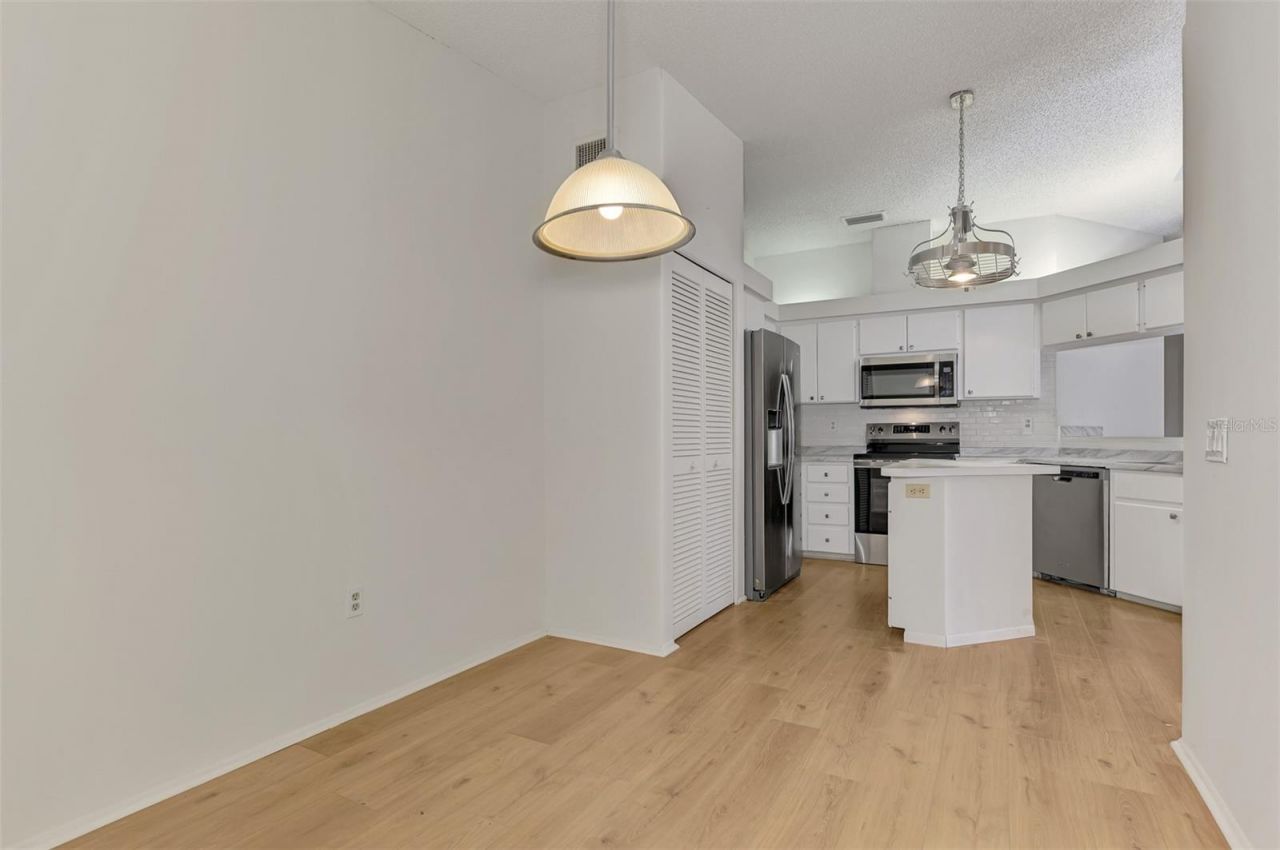 5711 Garden Lakes Palm, Bradenton, FL 34203 Photo