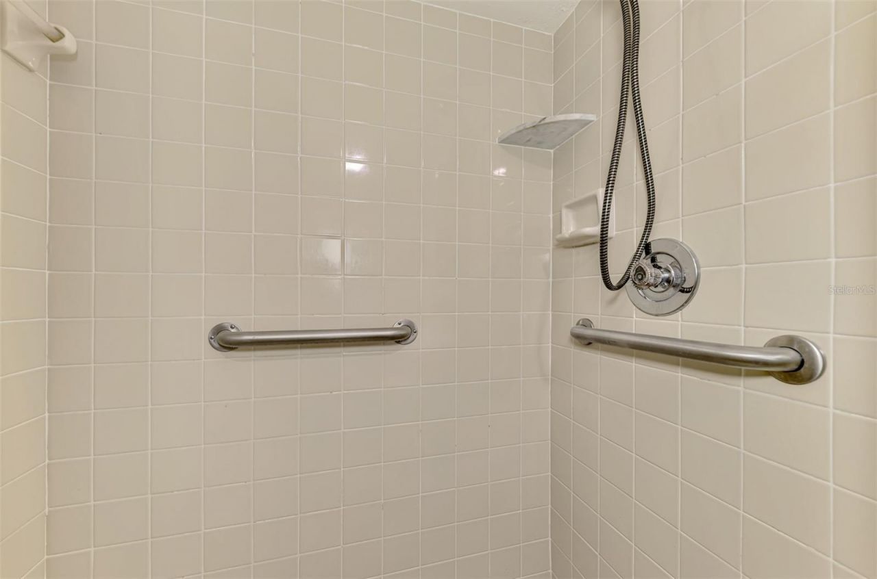 5711 Garden Lakes Palm, Bradenton, FL 34203 Photo