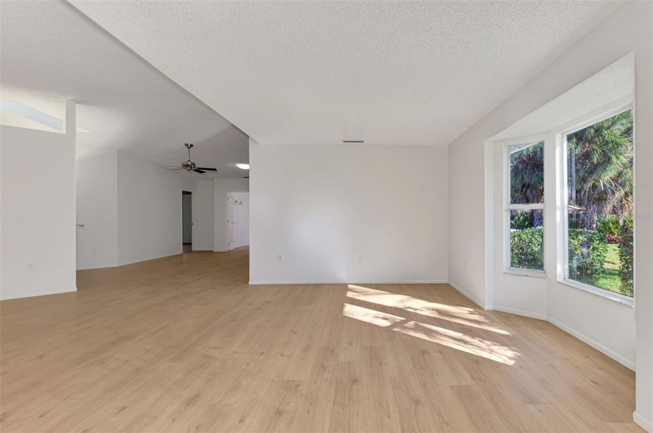 5711 Garden Lakes Palm, Bradenton, FL 34203 Photo