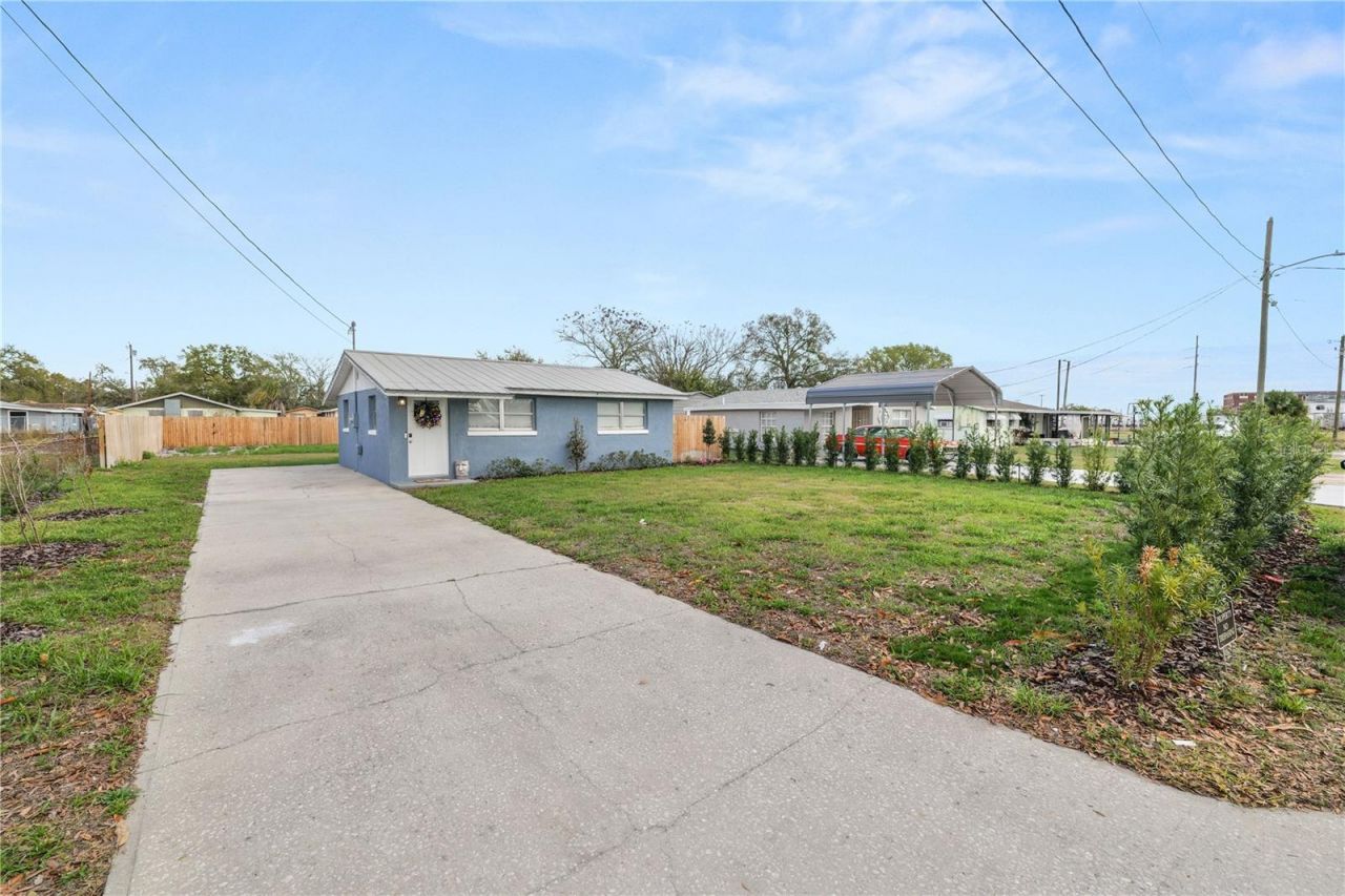 272 Avenue A , Waverly, FL 33877 Photo