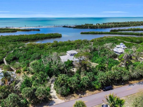 5000 LEMON BAY DRIVE , VENICE, FL 34293