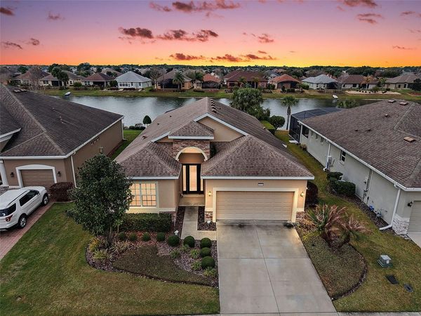 8321 BRIDGEPORT BAY CIRCLE , MOUNT DORA, FL 32757