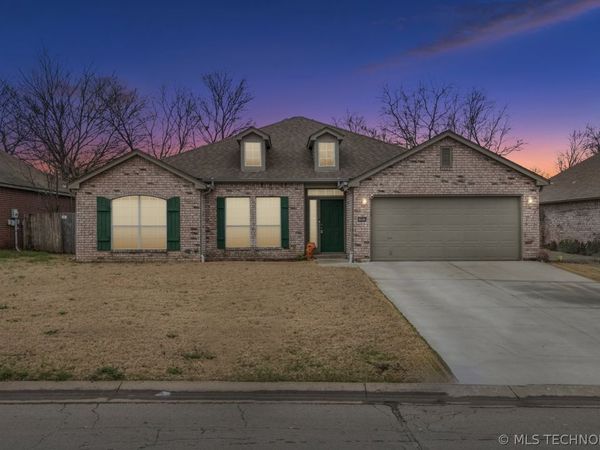 19820 E 45th Street S, Broken Arrow, OK 74014