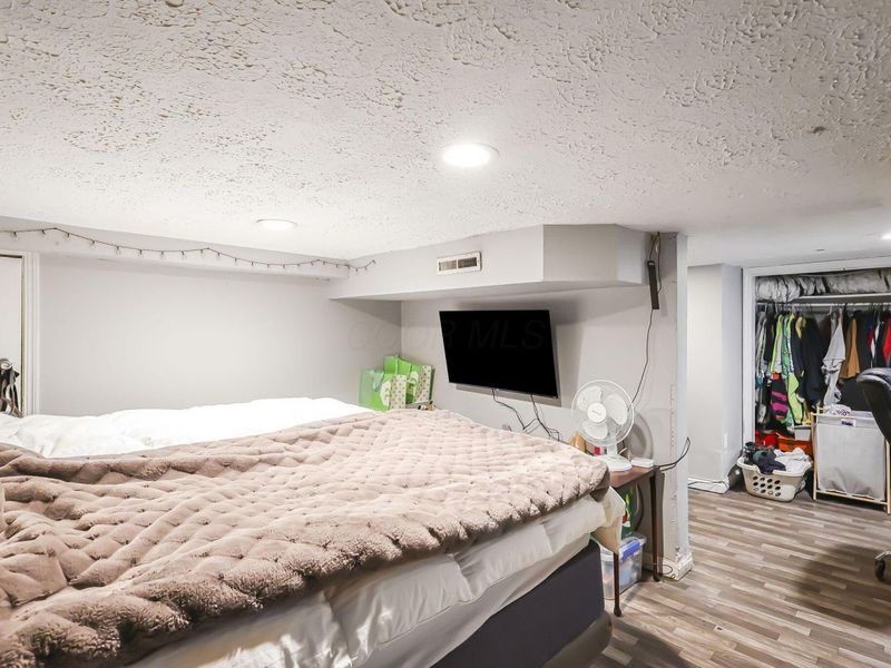 1888 Aberdeen Avenue, Columbus, OH 43211 Photo 12