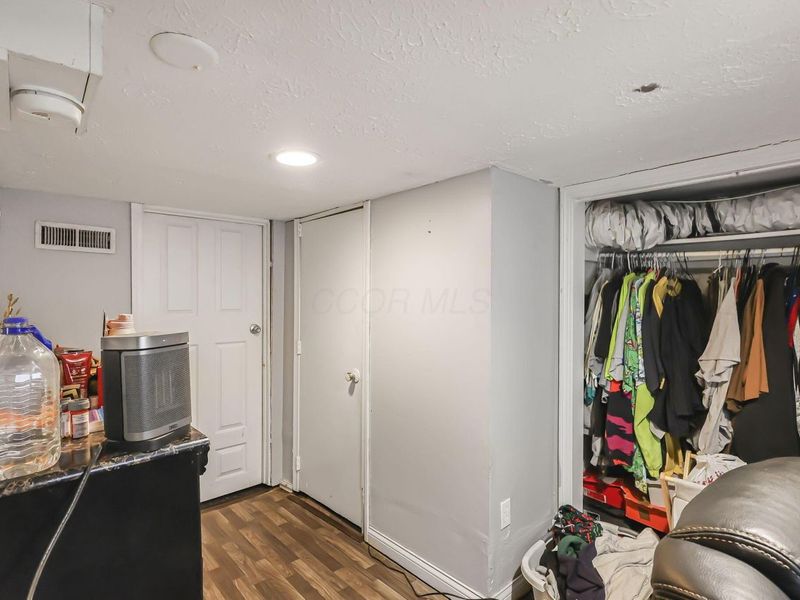 1888 Aberdeen Avenue, Columbus, OH 43211 Photo 14