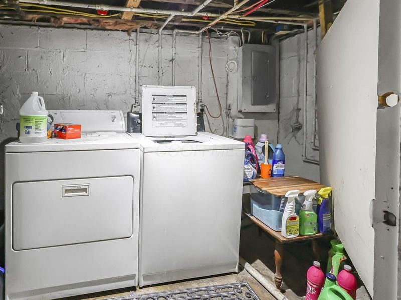 1888 Aberdeen Avenue, Columbus, OH 43211 Photo 17