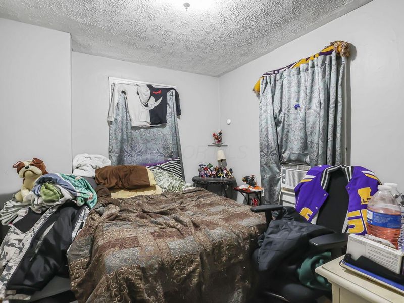 1888 Aberdeen Avenue, Columbus, OH 43211 Photo 21