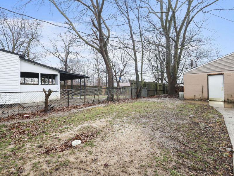 1888 Aberdeen Avenue, Columbus, OH 43211 Photo 29