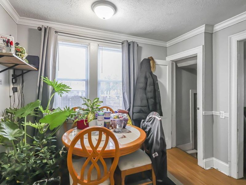 1888 Aberdeen Avenue, Columbus, OH 43211 Photo 8