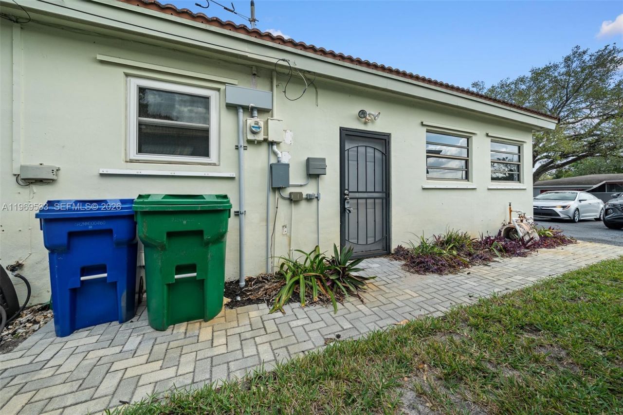 7833 Juniper St , Miramar, FL 33023 Photo