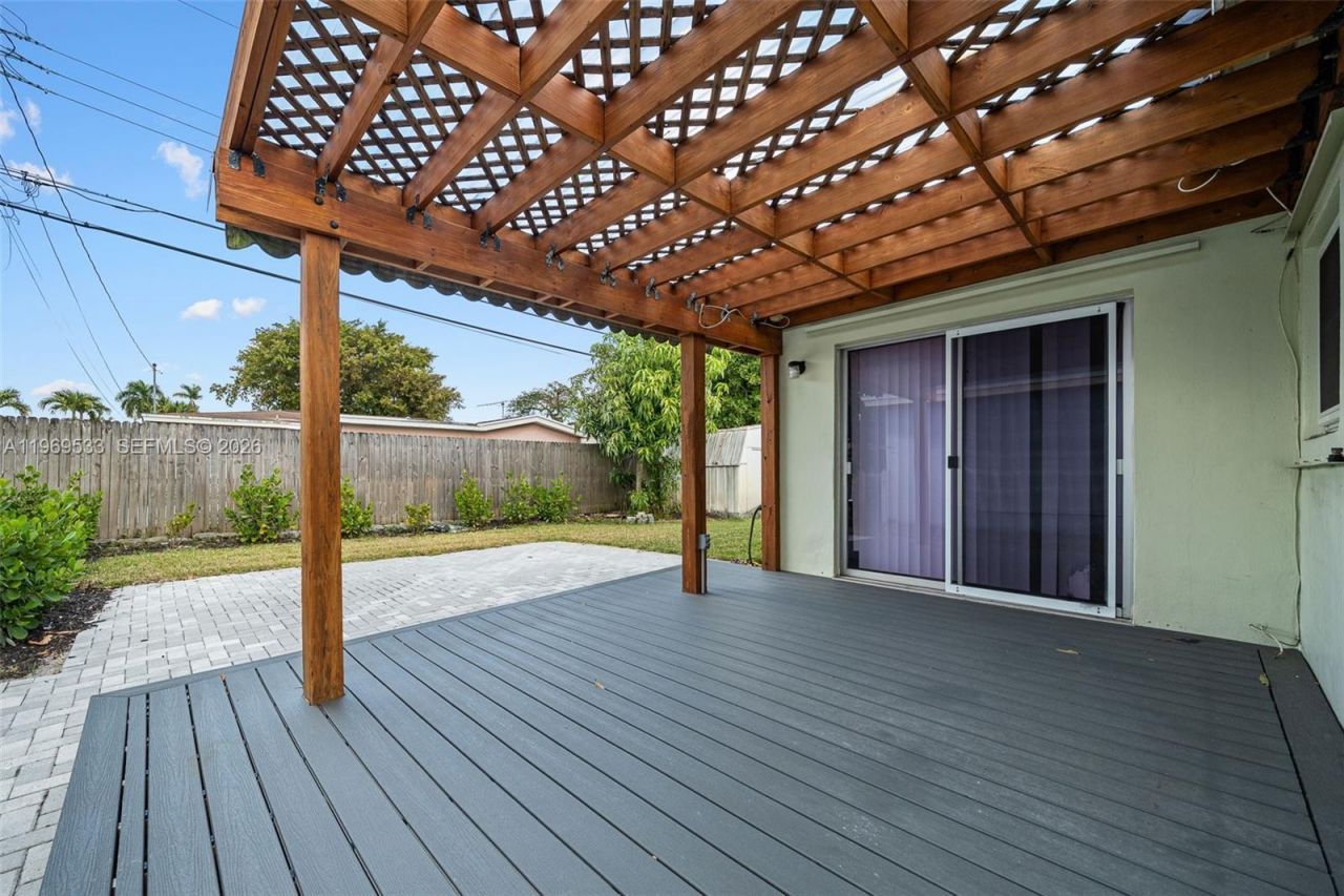 7833 Juniper St , Miramar, FL 33023 Photo