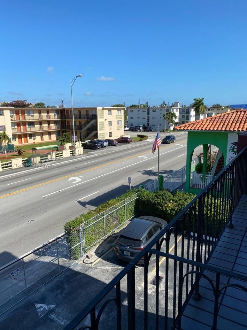 6580 W Flagler St, Unit 304, Miami, FL 33144 Photo
