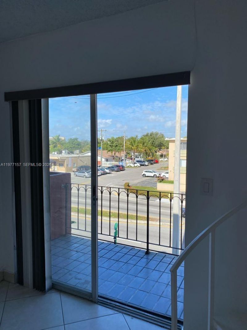 6580 W Flagler St, Unit 304, Miami, FL 33144 Photo