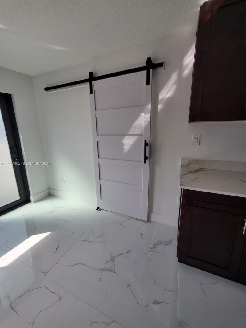 920 SE 8th St, Unit 1, Hialeah, FL 33010 Photo