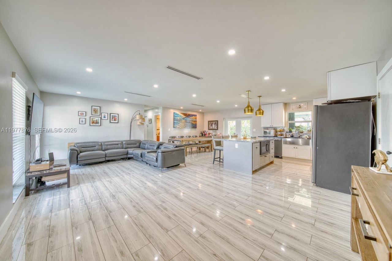 9104 SW 180th St , Palmetto Bay, FL 33157 Photo