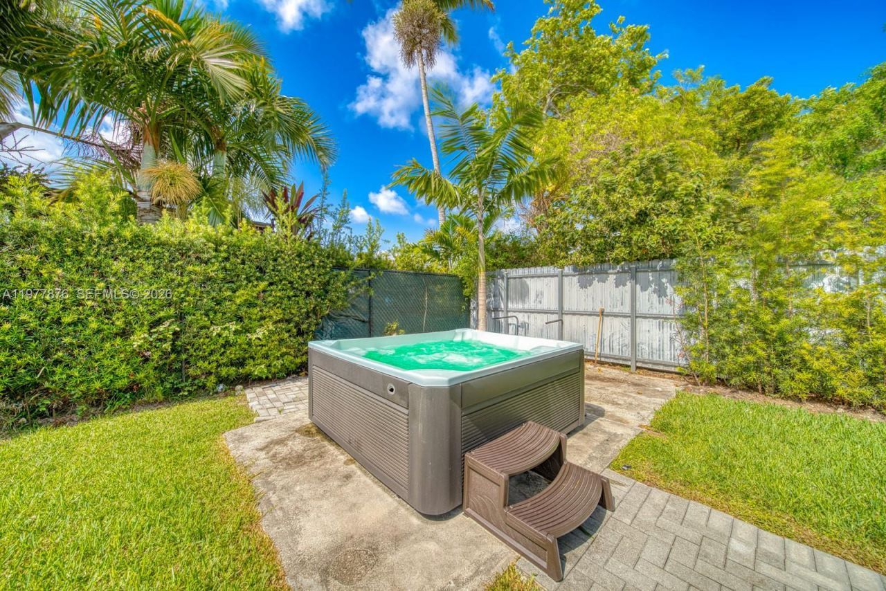 9104 SW 180th St , Palmetto Bay, FL 33157 Photo