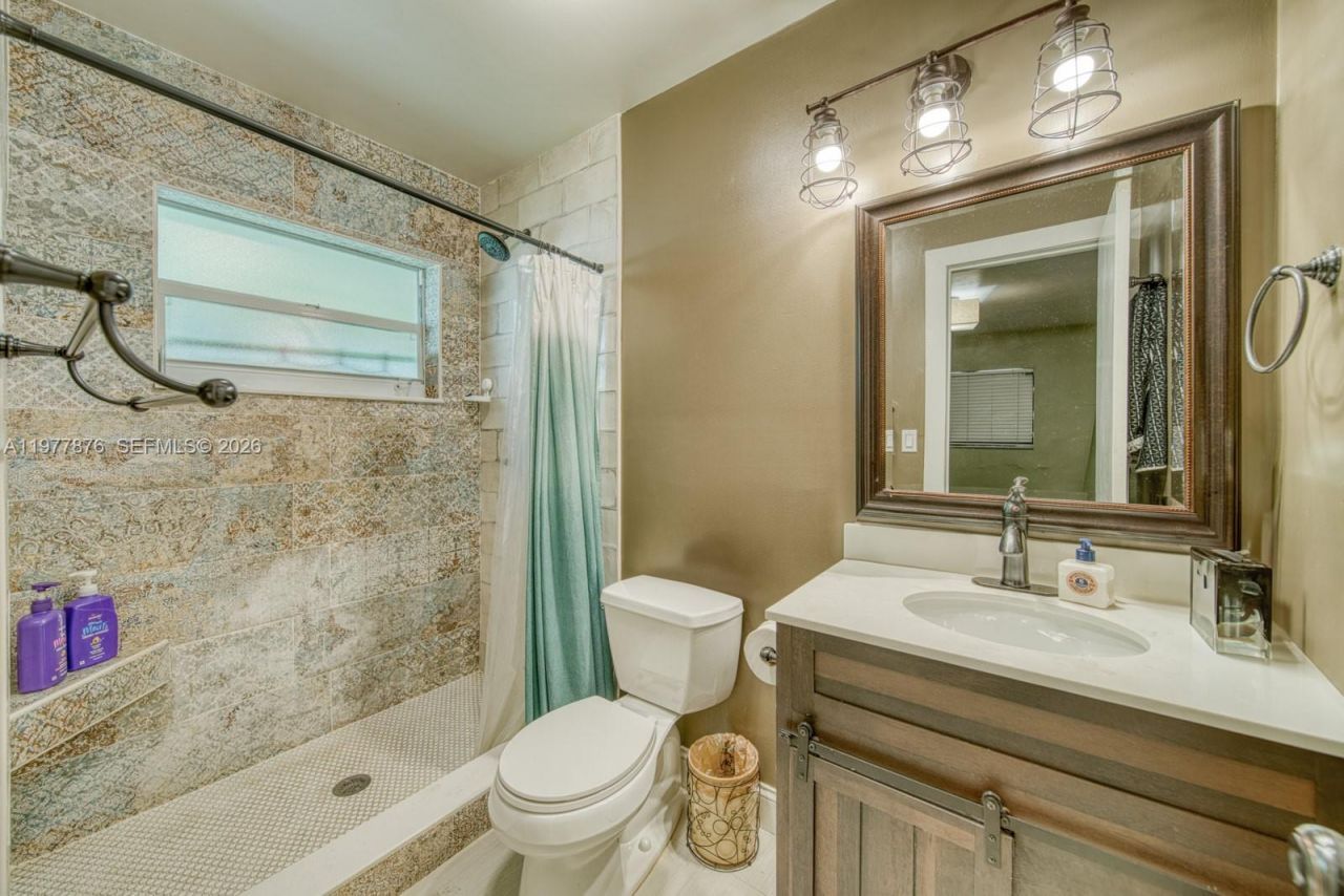 9104 SW 180th St , Palmetto Bay, FL 33157 Photo