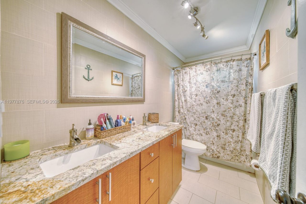 9104 SW 180th St , Palmetto Bay, FL 33157 Photo