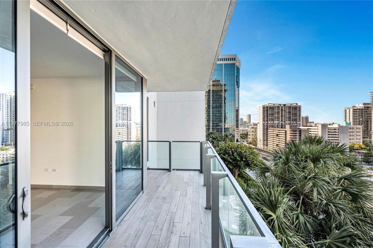 88 SW 7th St , Unit 806, Miami, FL 33130 Photo