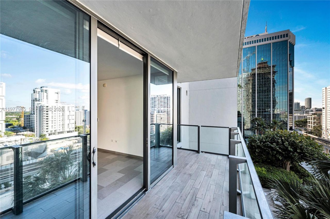 88 SW 7th St , Unit 806, Miami, FL 33130 Photo