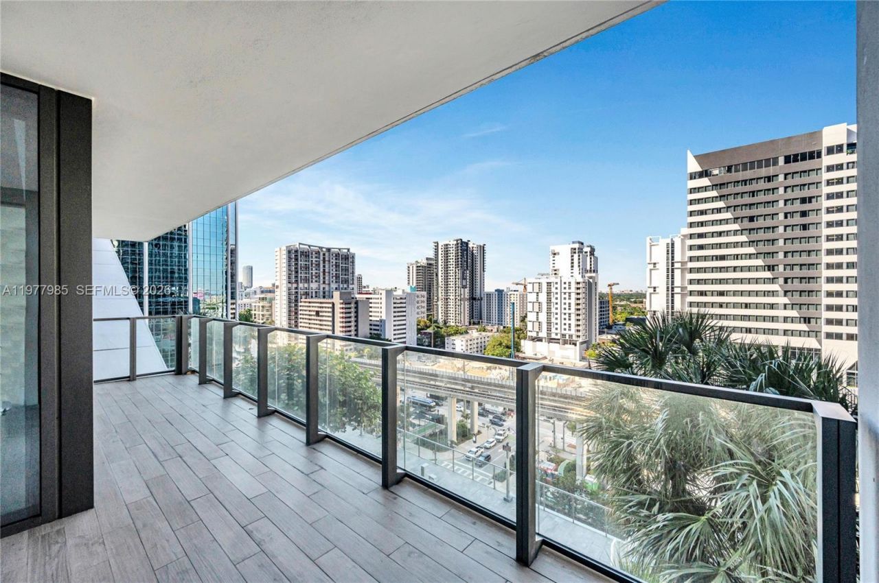 88 SW 7th St , Unit 806, Miami, FL 33130 Photo