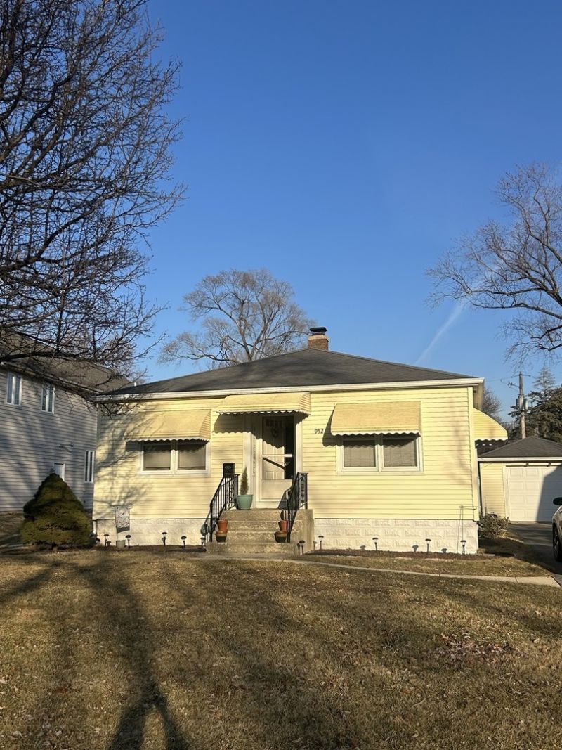 952 N Loomis Street, Naperville, IL 60563 Main Photo