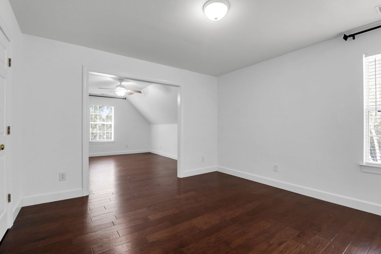 9468 Markley Boulevard Photo 35