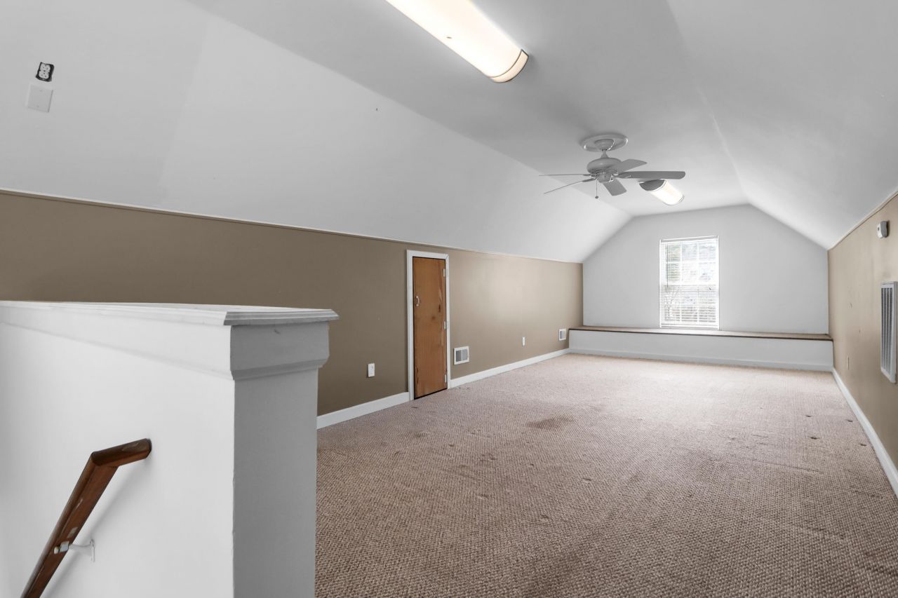 9468 Markley Boulevard Photo 48