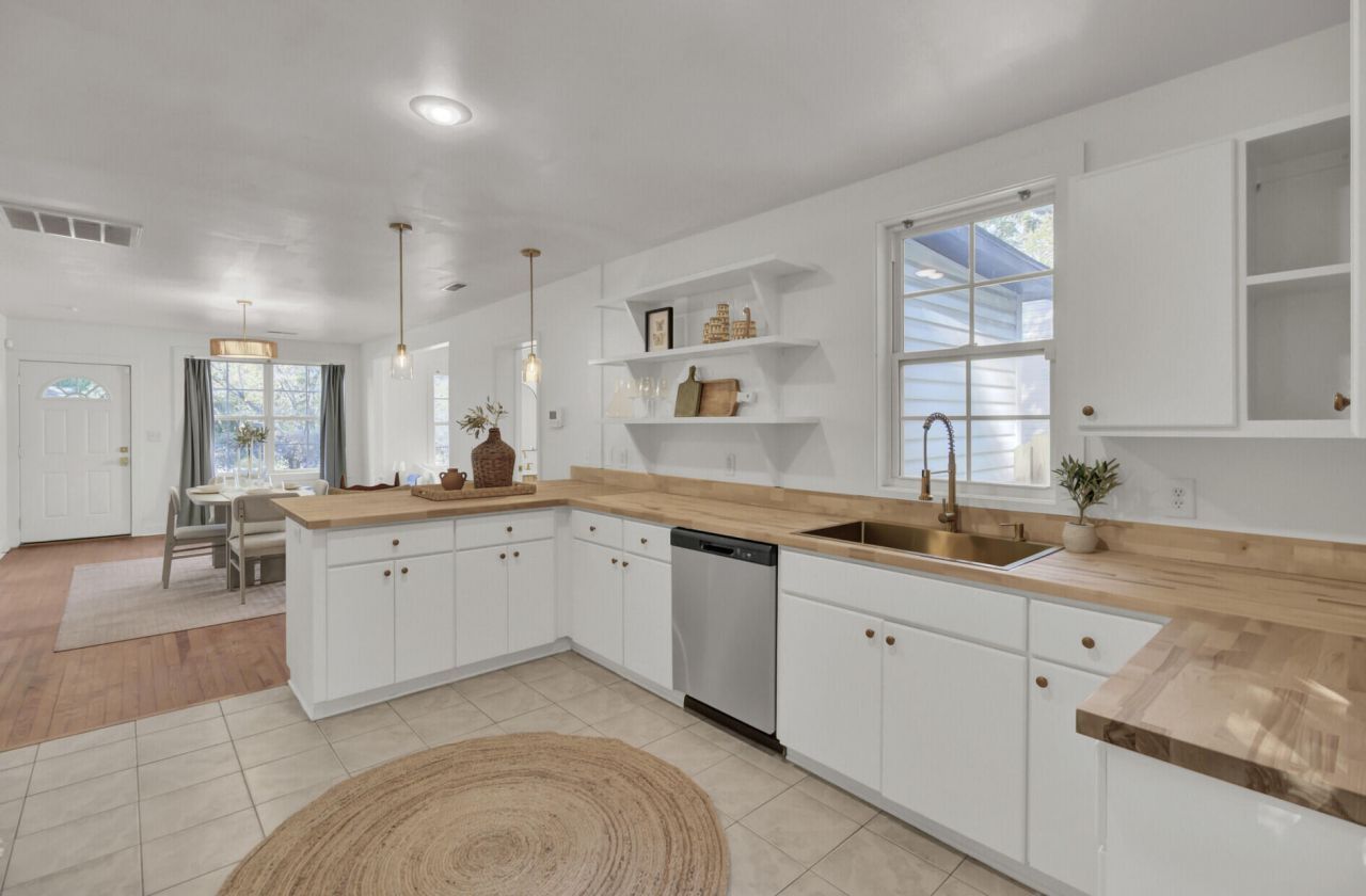 4758 Aster Drive Photo 18