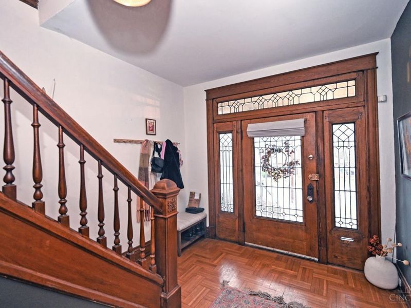 3433 Pleasant View Avenue, Cincinnati, OH 45207 Photo 3