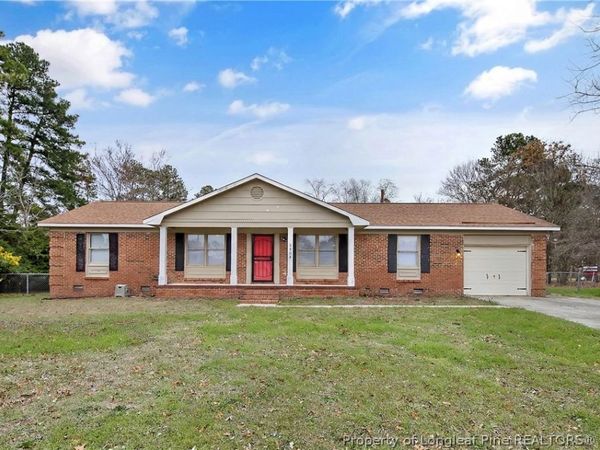 5904 Lake Terrace Court, Fayetteville, NC 28304