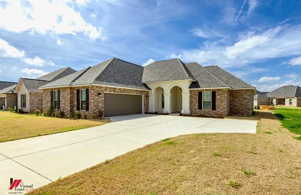 436 Blanchard Loop, Bossier City, LA 71111 Main Photo
