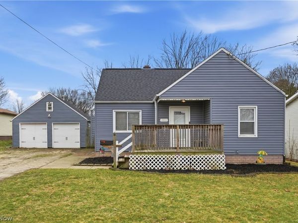 1852 Cramer Avenue, Akron, OH 44312