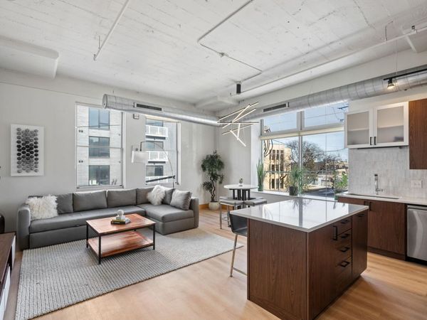 918 3rd Street N, Unit 211, Minneapolis, MN 55401