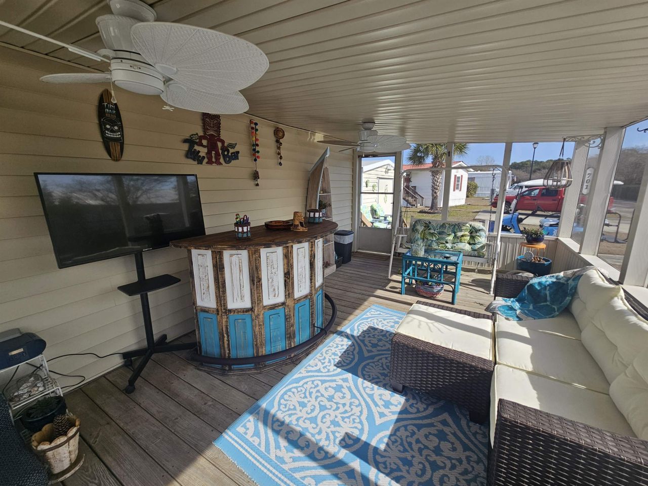 701 Parkway Dr. Photo 19