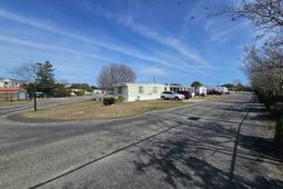 701 Parkway Dr. photo 4