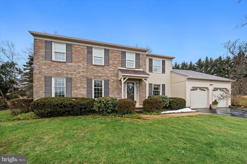 9 Stone Barn Drive, Hockessin, DE 19707 Main Photo