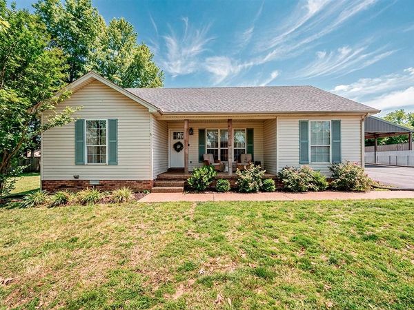 43 Matt Drive , Scottsville, KY 42164