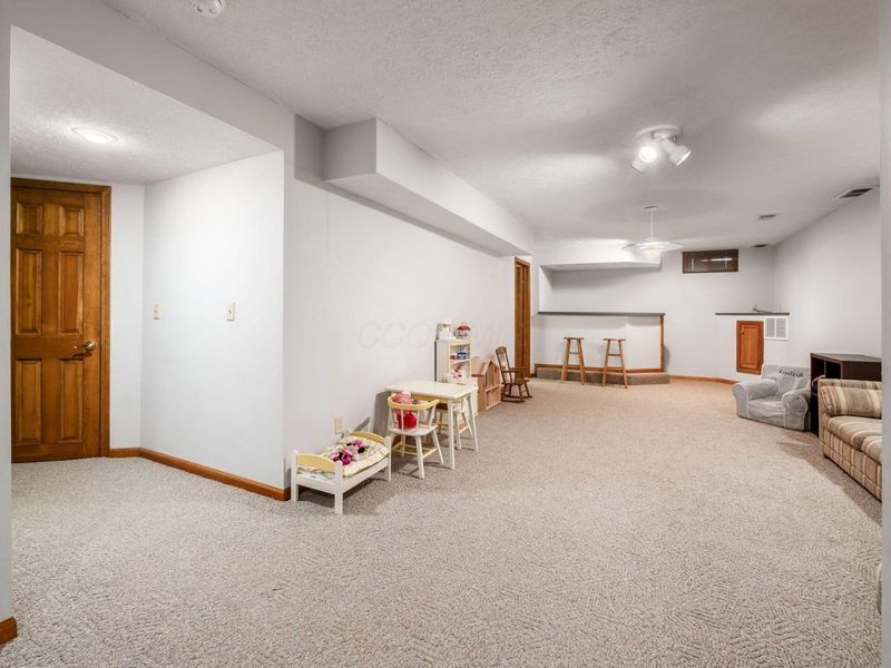 667 Salt Lick Lane, Columbus, OH 43230 Photo 31