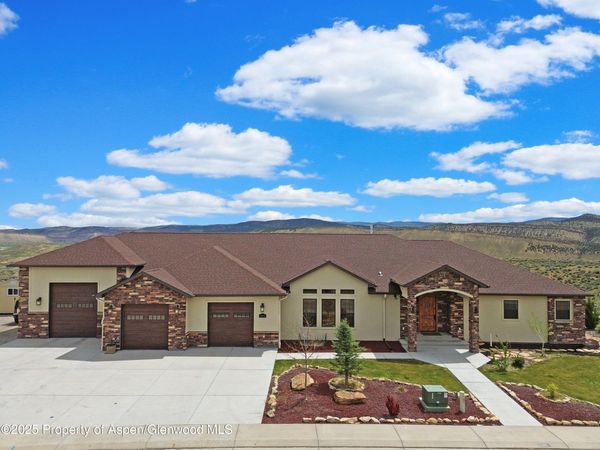 1351 La Mesa Circle, Rangely, CO 81648